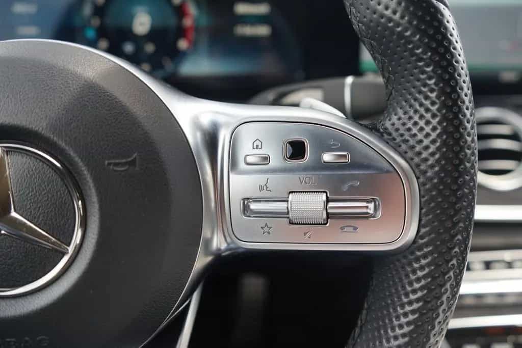 Mercedes-Benz E 200 E200 T-Modell AMG Line LED Navi ACC 360° Leder 11/2018-photo-24