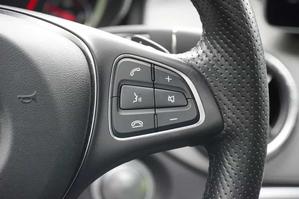 Mercedes-Benz CLA 200 7G-DCT Urban LED Kamera Navi Panorama 11/2017-photo-13