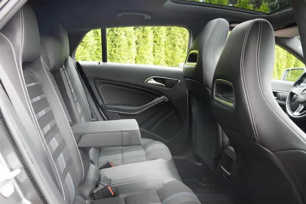 Mercedes-Benz CLA 200 7G-DCT Urban LED Kamera Navi Panorama 11/2017-photo-29