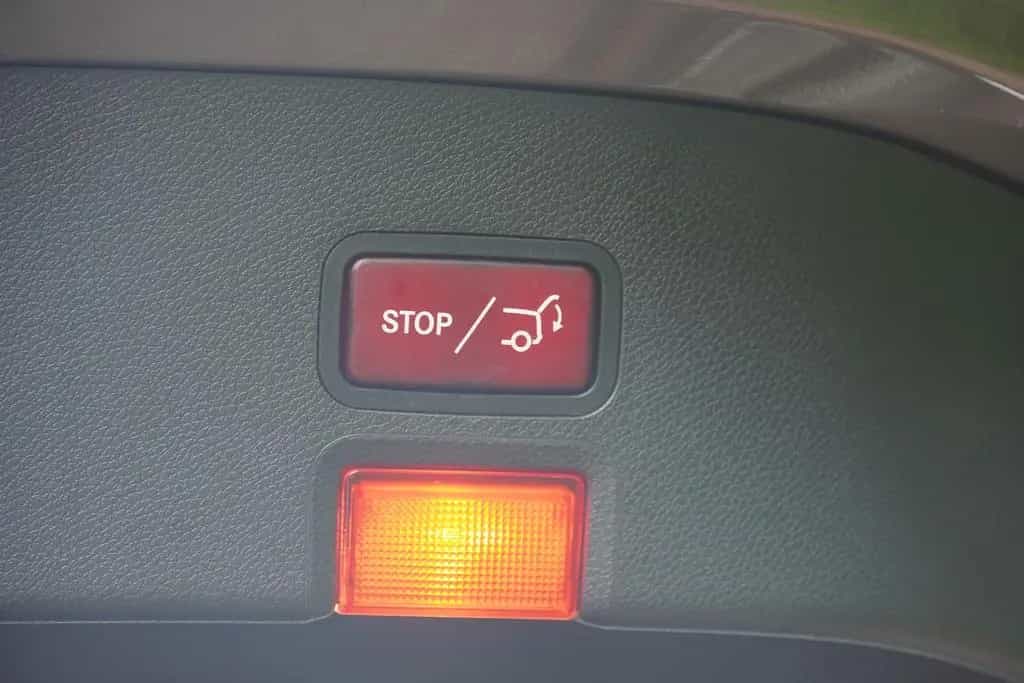 Mercedes-Benz CLA 200 7G-DCT Urban LED Kamera Navi Panorama 11/2017-photo-32