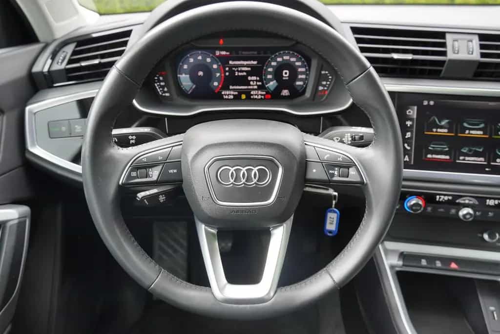 Audi Q3 35 1.5 TFSI advanced LED Navi AHK Spurhalte 03/2019-photo-15
