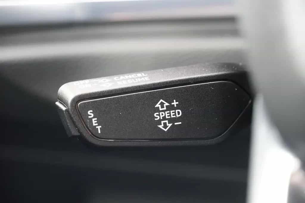 Audi Q3 35 1.5 TFSI advanced LED Navi AHK Spurhalte 03/2019-photo-20