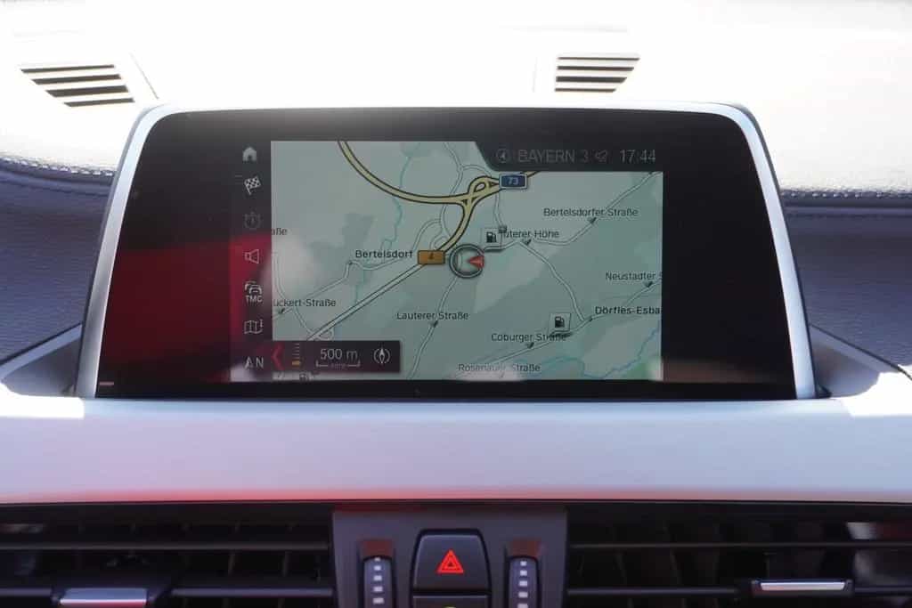 BMW X2 sDrive 18 i Advantage LED Navi AHK Kamera PDC 07/2018-photo-11