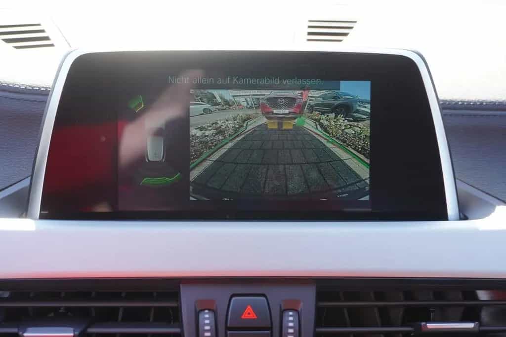 BMW X2 sDrive 18 i Advantage LED Navi AHK Kamera PDC 07/2018-photo-12