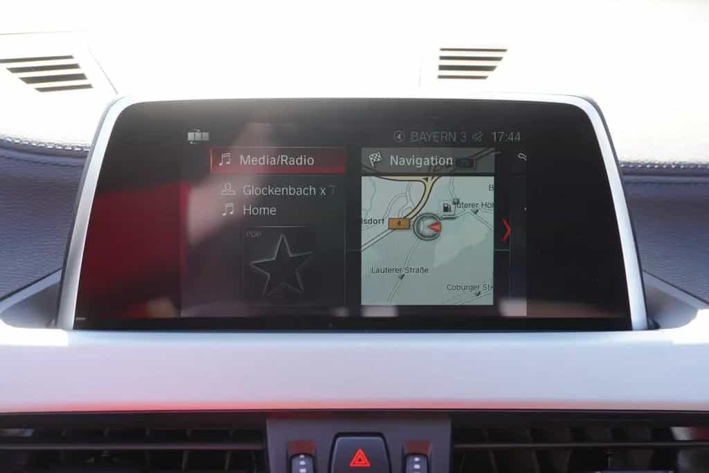 BMW X2 sDrive 18 i Advantage LED Navi AHK Kamera PDC 07/2018-photo-13