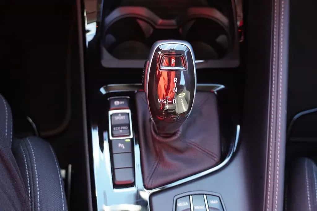 BMW X2 sDrive 18 i Advantage LED Navi AHK Kamera PDC 07/2018-photo-16