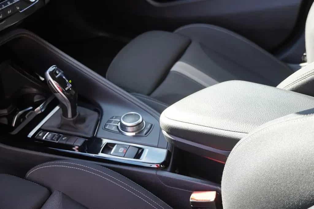 BMW X2 sDrive 18 i Advantage LED Navi AHK Kamera PDC 07/2018-photo-19