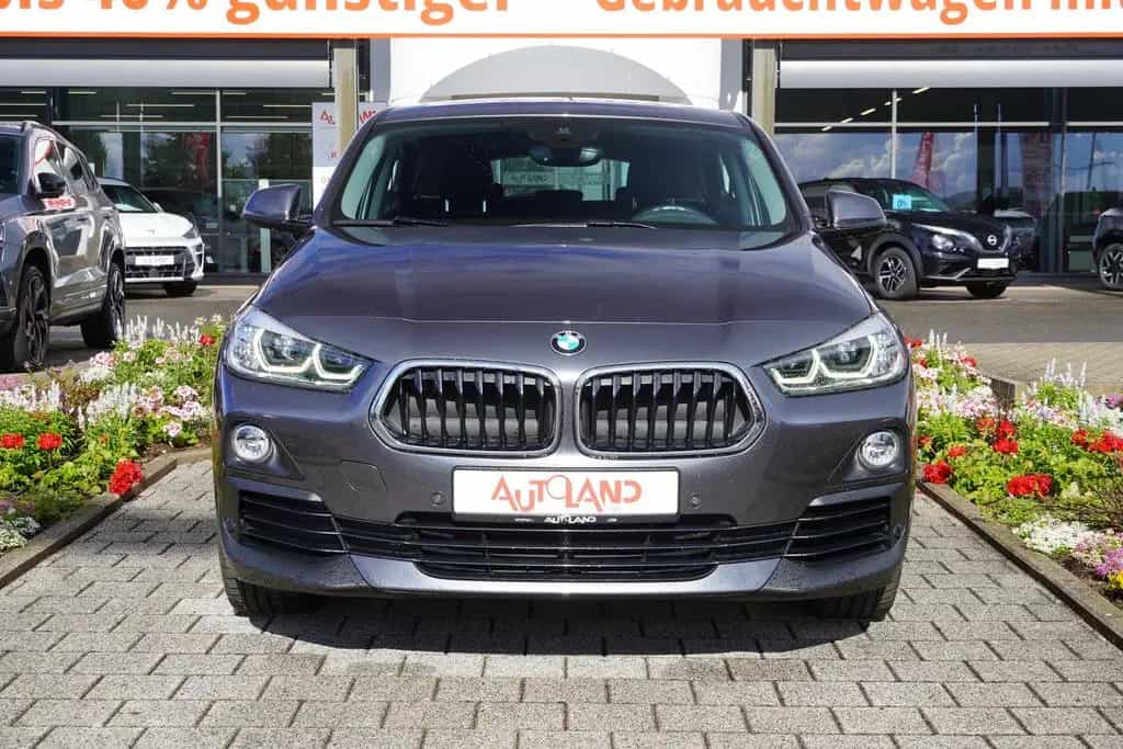 BMW X2 sDrive 18 i Advantage LED Navi AHK Kamera PDC 07/2018-photo-2