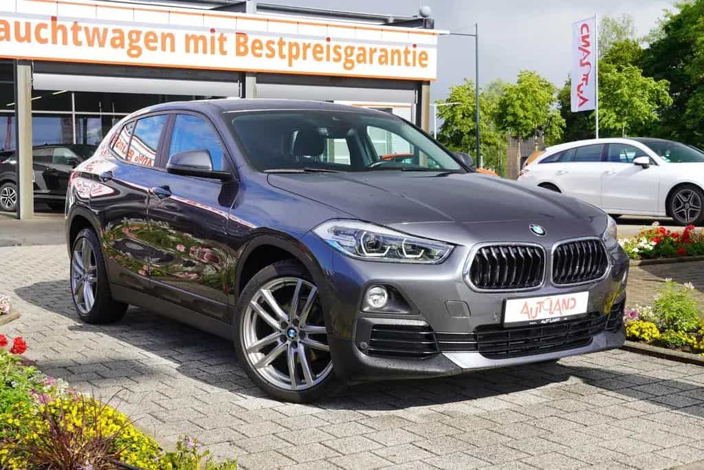 BMW X2 sDrive 18 i Advantage LED Navi AHK Kamera PDC 07/2018-photo-3