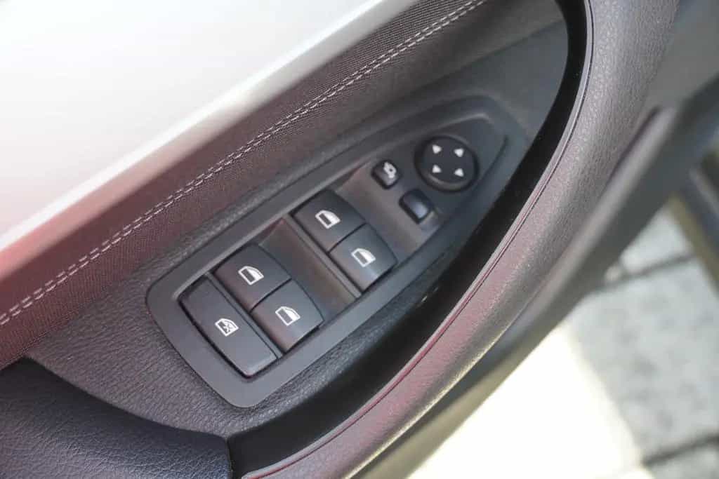 BMW X2 sDrive 18 i Advantage LED Navi AHK Kamera PDC 07/2018-photo-30