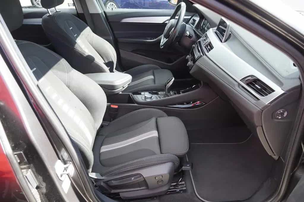 BMW X2 sDrive 18 i Advantage LED Navi AHK Kamera PDC 07/2018-photo-34