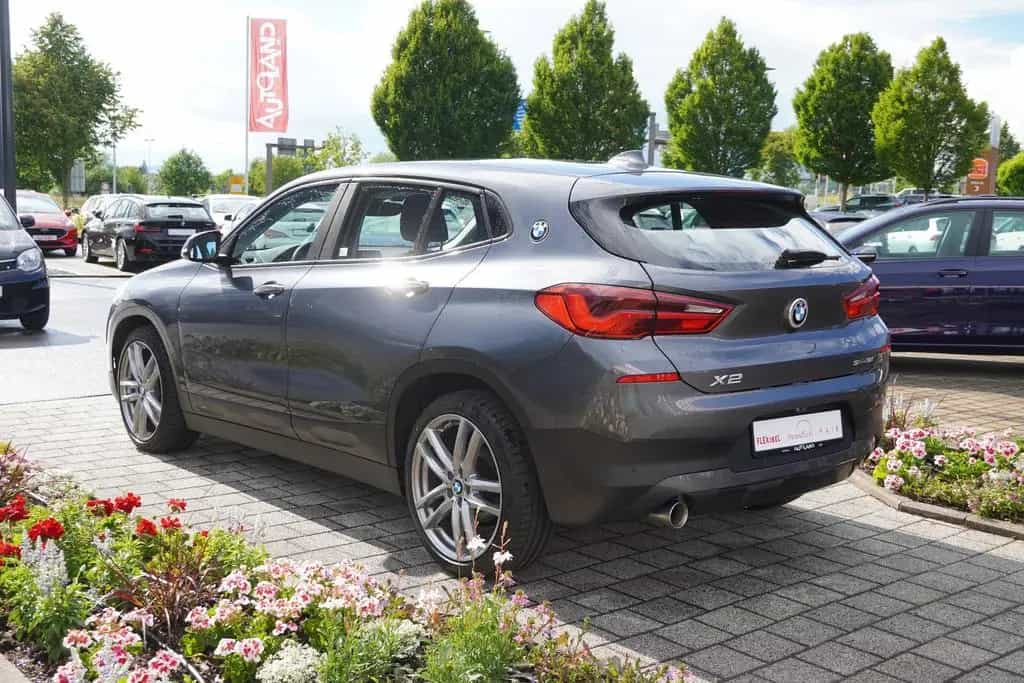BMW X2 sDrive 18 i Advantage LED Navi AHK Kamera PDC 07/2018-photo-6