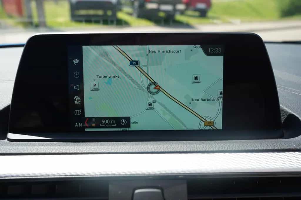 BMW 218 i M Sport LED HarmanKardon Navi Sitzheizung 03/2019-photo-12