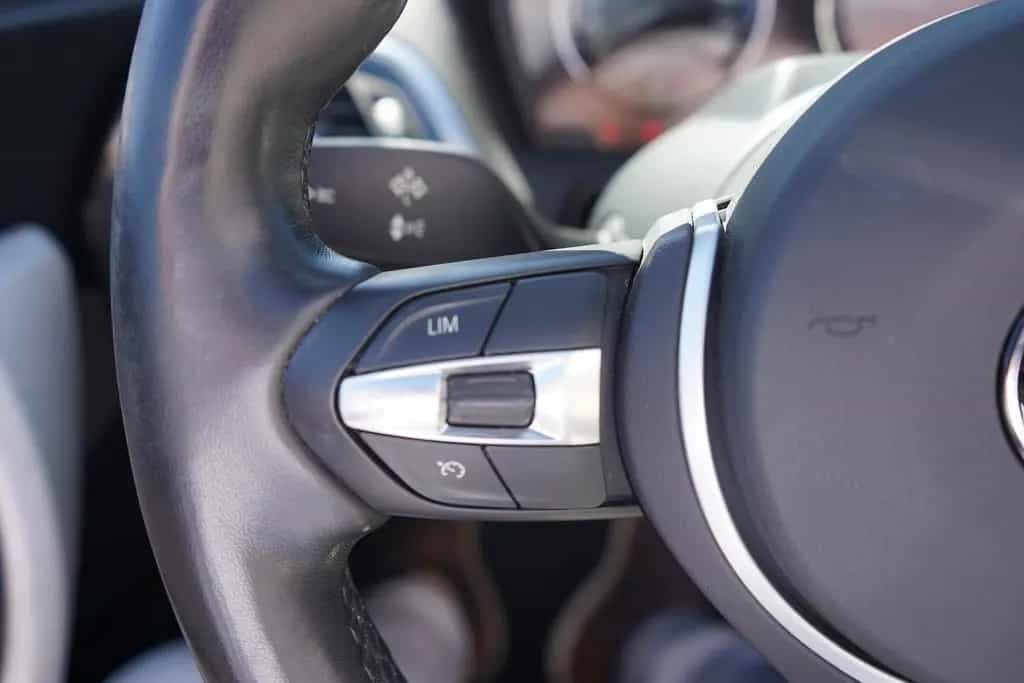 BMW 218 i M Sport LED HarmanKardon Navi Sitzheizung 03/2019-photo-20