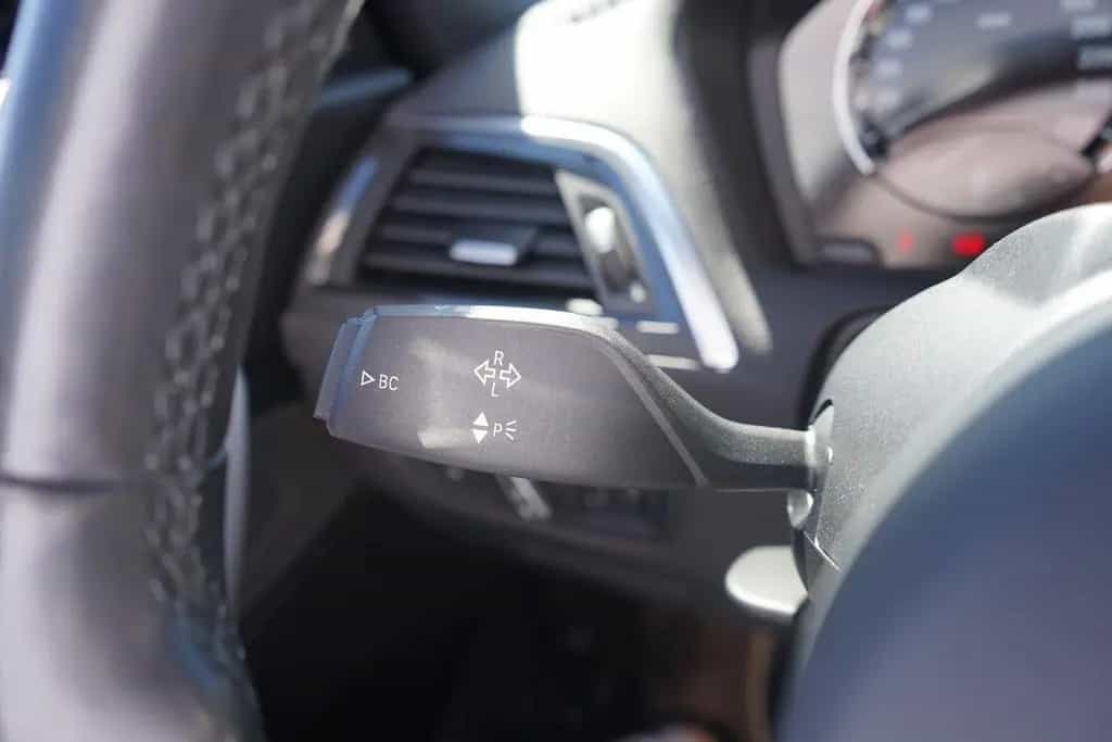 BMW 218 i M Sport LED HarmanKardon Navi Sitzheizung 03/2019-photo-22