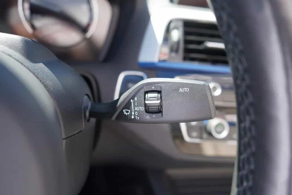 BMW 218 i M Sport LED HarmanKardon Navi Sitzheizung 03/2019-photo-23