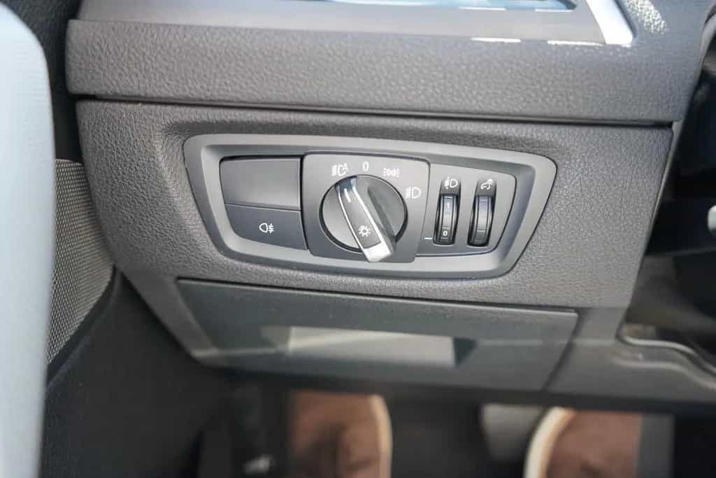 BMW 218 i M Sport LED HarmanKardon Navi Sitzheizung 03/2019-photo-25
