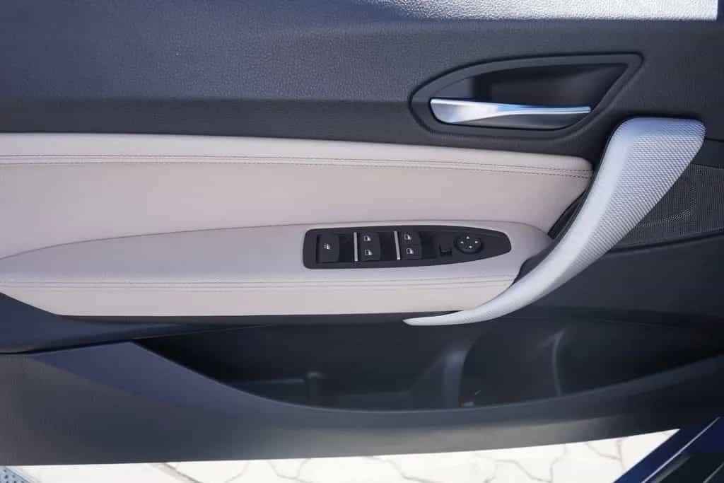 BMW 218 i M Sport LED HarmanKardon Navi Sitzheizung 03/2019-photo-26
