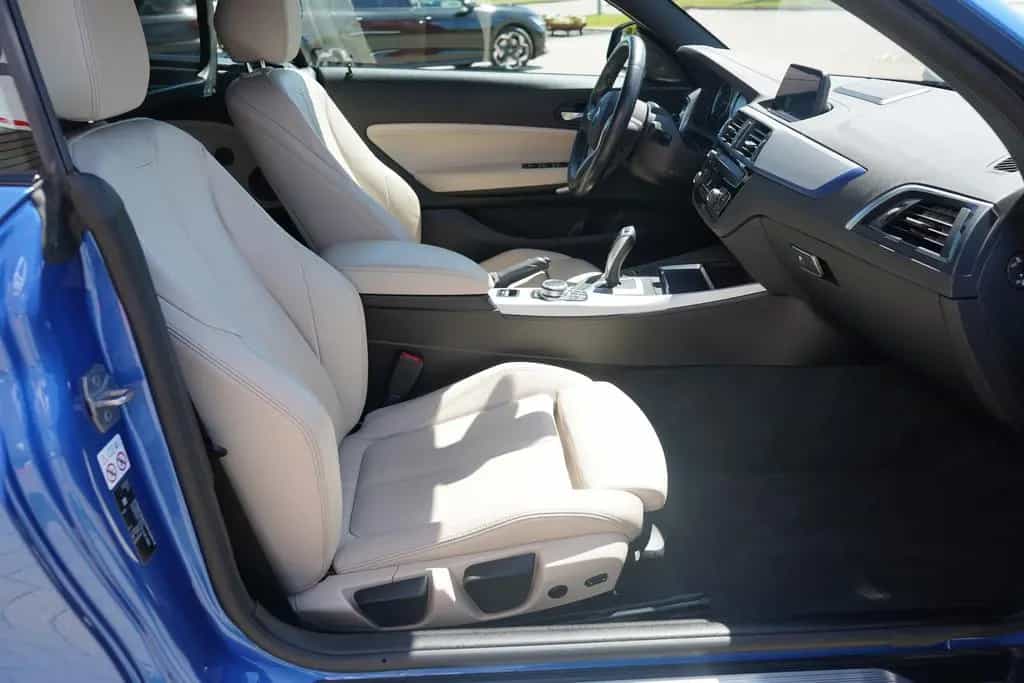 BMW 218 i M Sport LED HarmanKardon Navi Sitzheizung 03/2019-photo-30