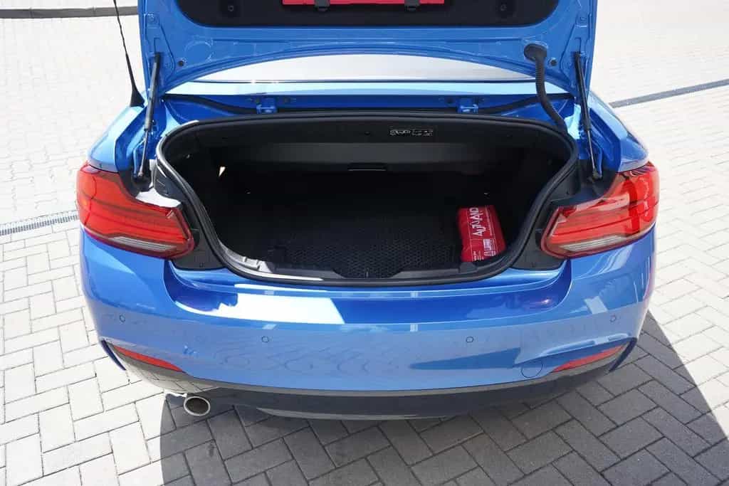BMW 218 i M Sport LED HarmanKardon Navi Sitzheizung 03/2019-photo-31