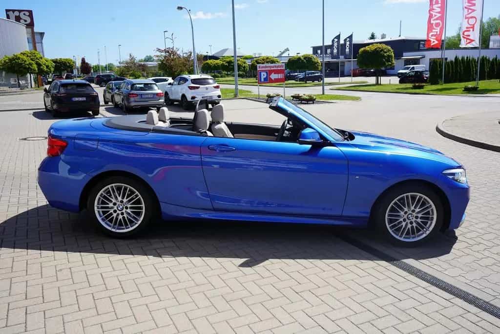 BMW 218 i M Sport LED HarmanKardon Navi Sitzheizung 03/2019-photo-4