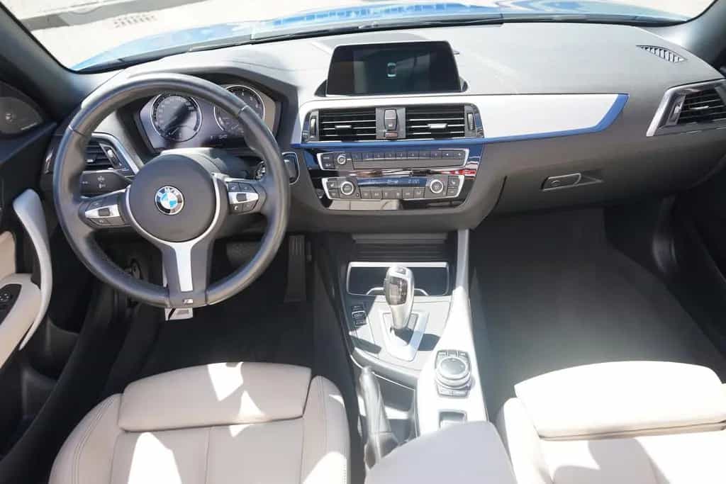 BMW 218 i M Sport LED HarmanKardon Navi Sitzheizung 03/2019-photo-9
