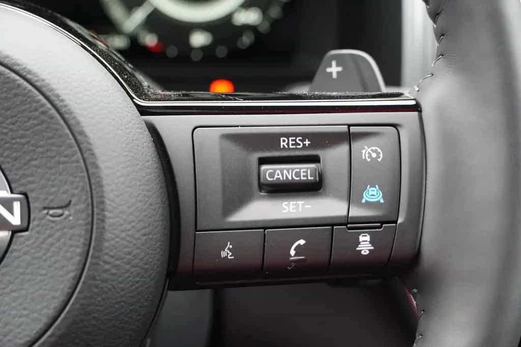Nissan Qashqai Tekna+ 1.3 Dig-T Aut. LED ACC 360° 03/2026-photo-17