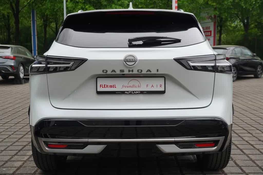 Nissan Qashqai Tekna+ 1.3 Dig-T Aut. LED ACC 360° 03/2026-photo-3