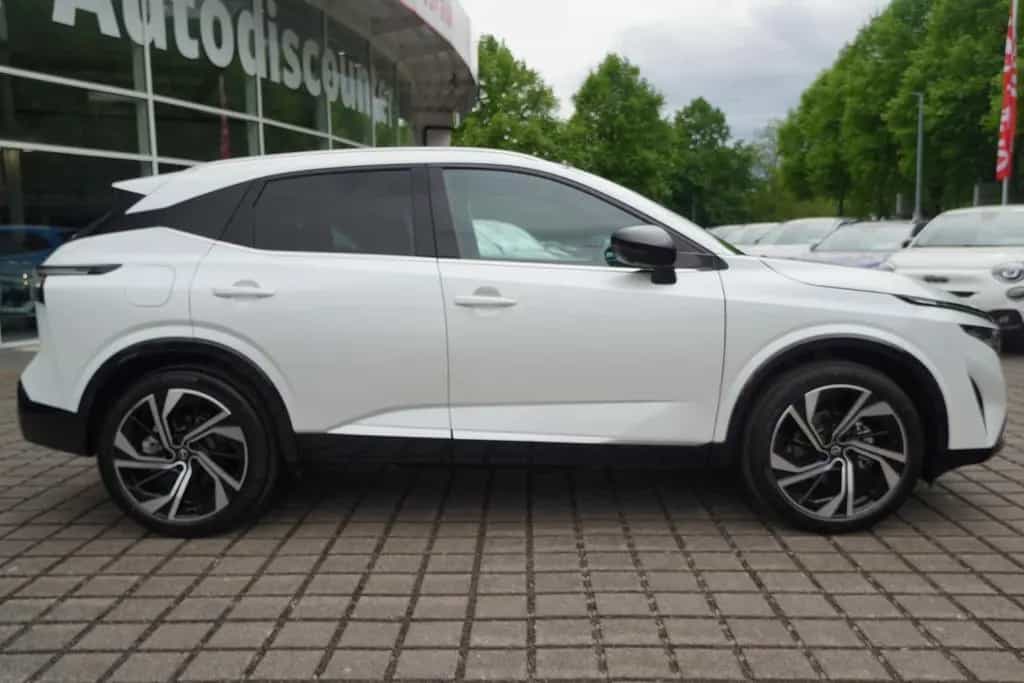 Nissan Qashqai Tekna+ 1.3 Dig-T Aut. LED ACC 360° 03/2026-photo-5