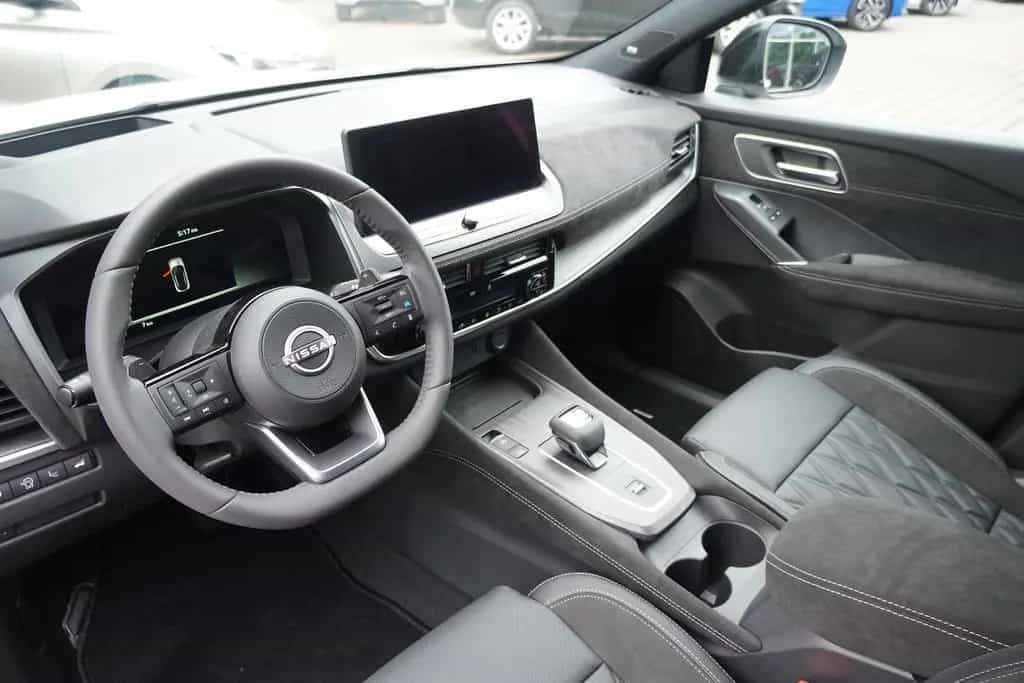 Nissan Qashqai Tekna+ 1.3 Dig-T Aut. LED ACC 360° 03/2026-photo-8