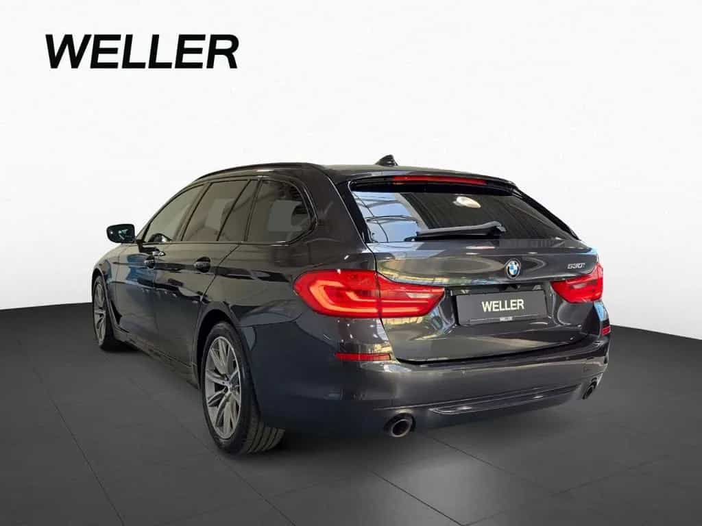 BMW 530 i Touring Bluetooth Navi LED Vollleder Klima 09/2021-photo-4