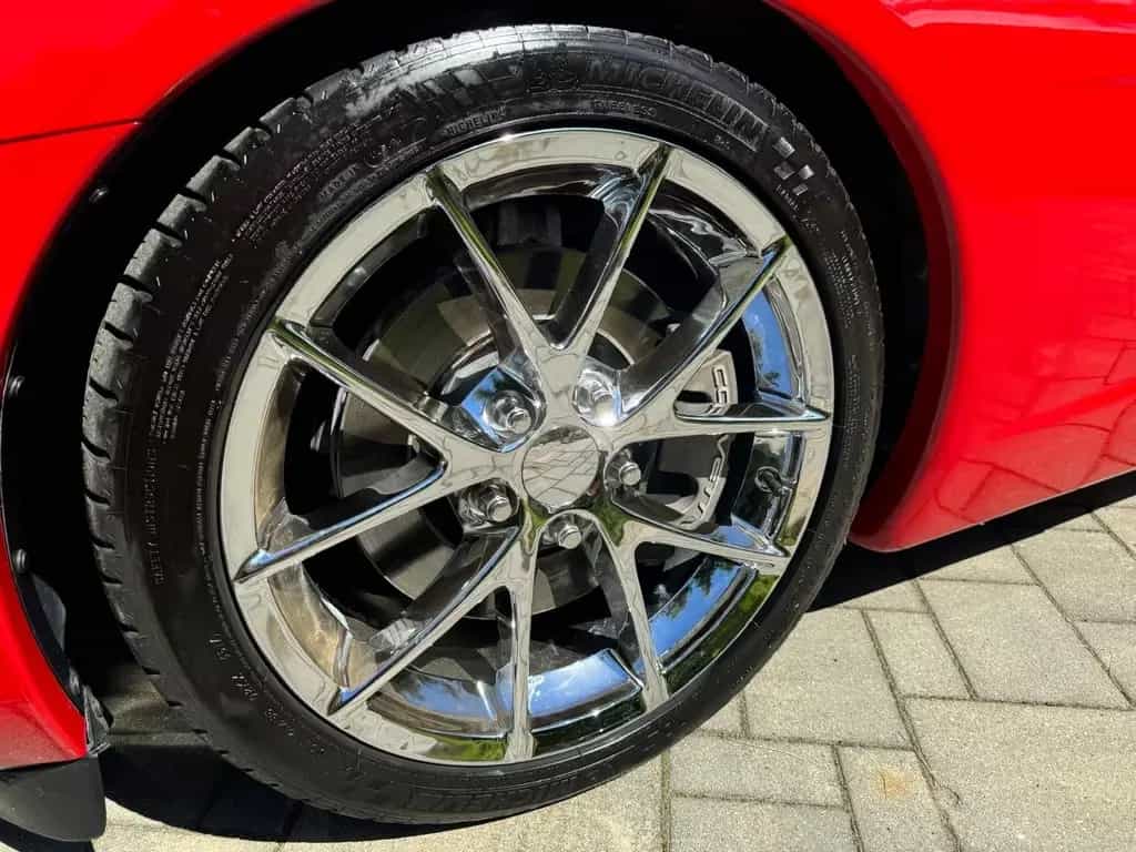 Corvette C6 6.2 V8 Coupé - 3LT like new manual 06/2008-photo-10