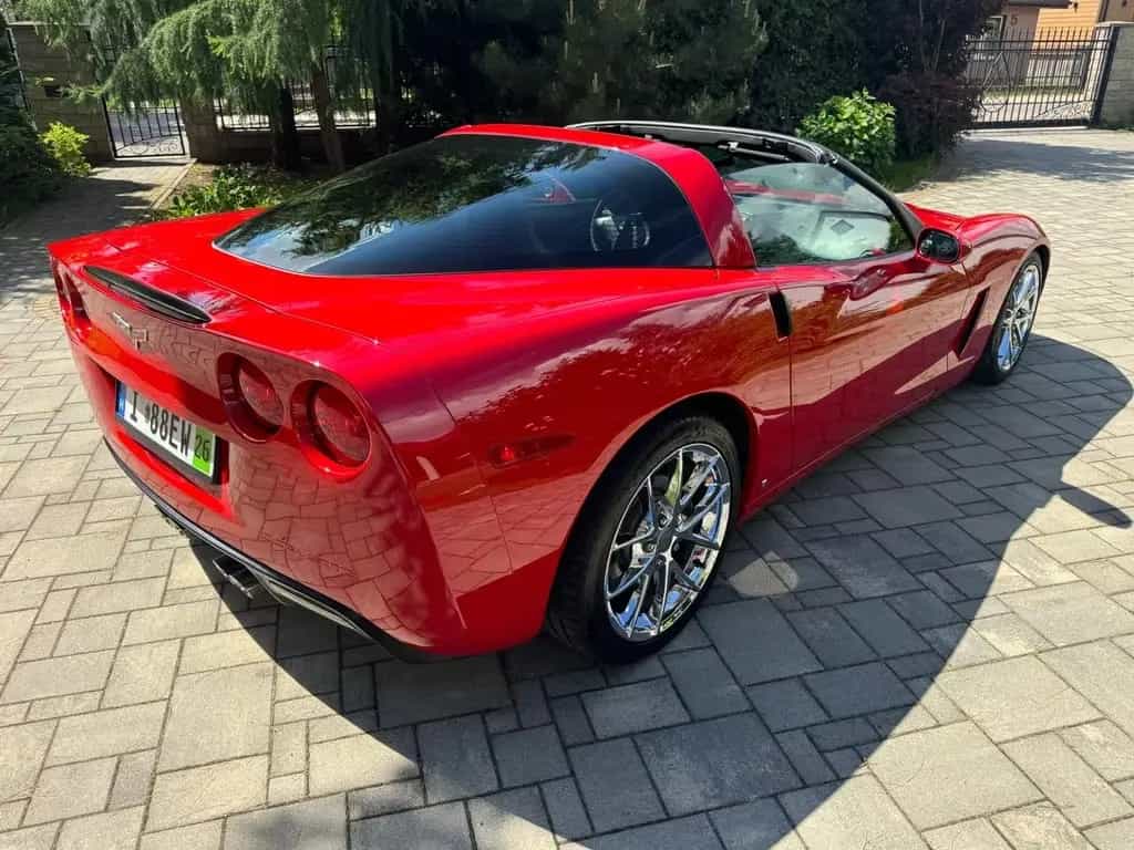 Corvette C6 6.2 V8 Coupé - 3LT like new manual 06/2008-photo-2