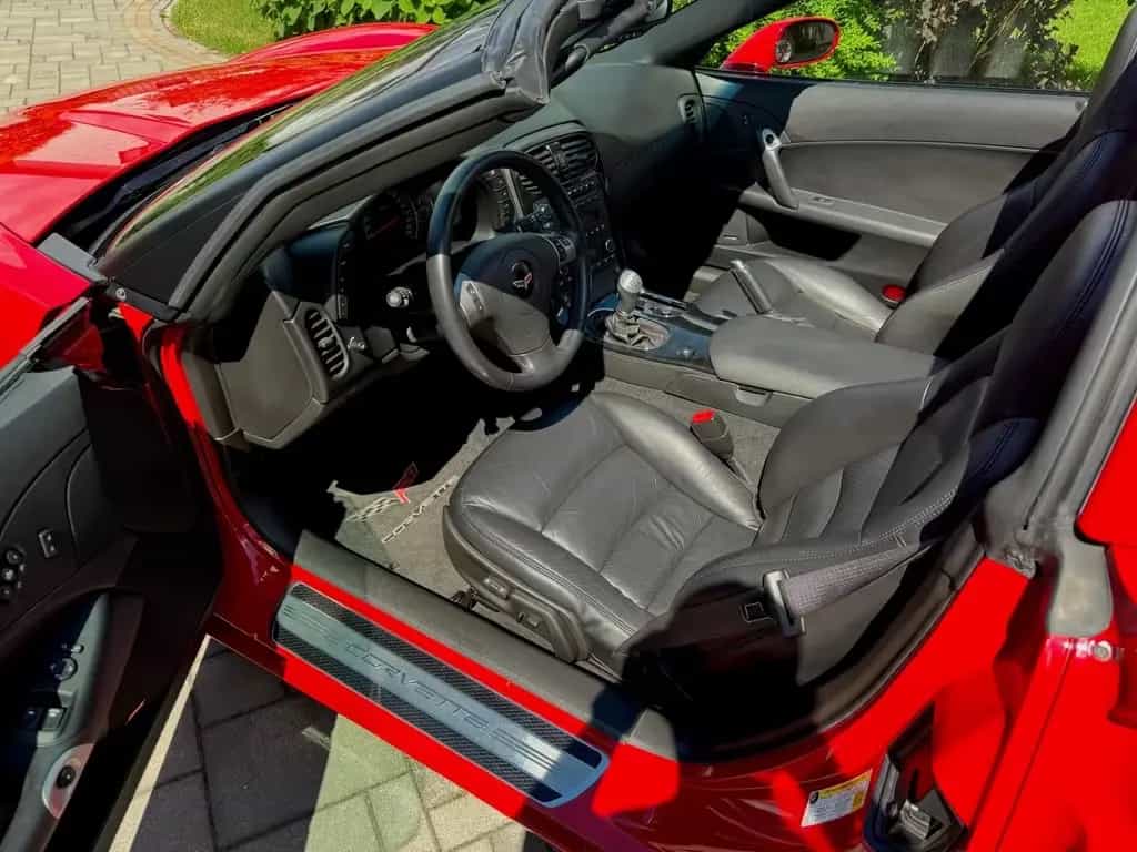 Corvette C6 6.2 V8 Coupé - 3LT like new manual 06/2008-photo-5
