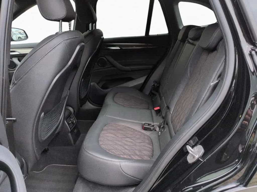 BMW X1 sDrive18d AHK Kamera LED HiFi Navi Business 04/2022-photo-11