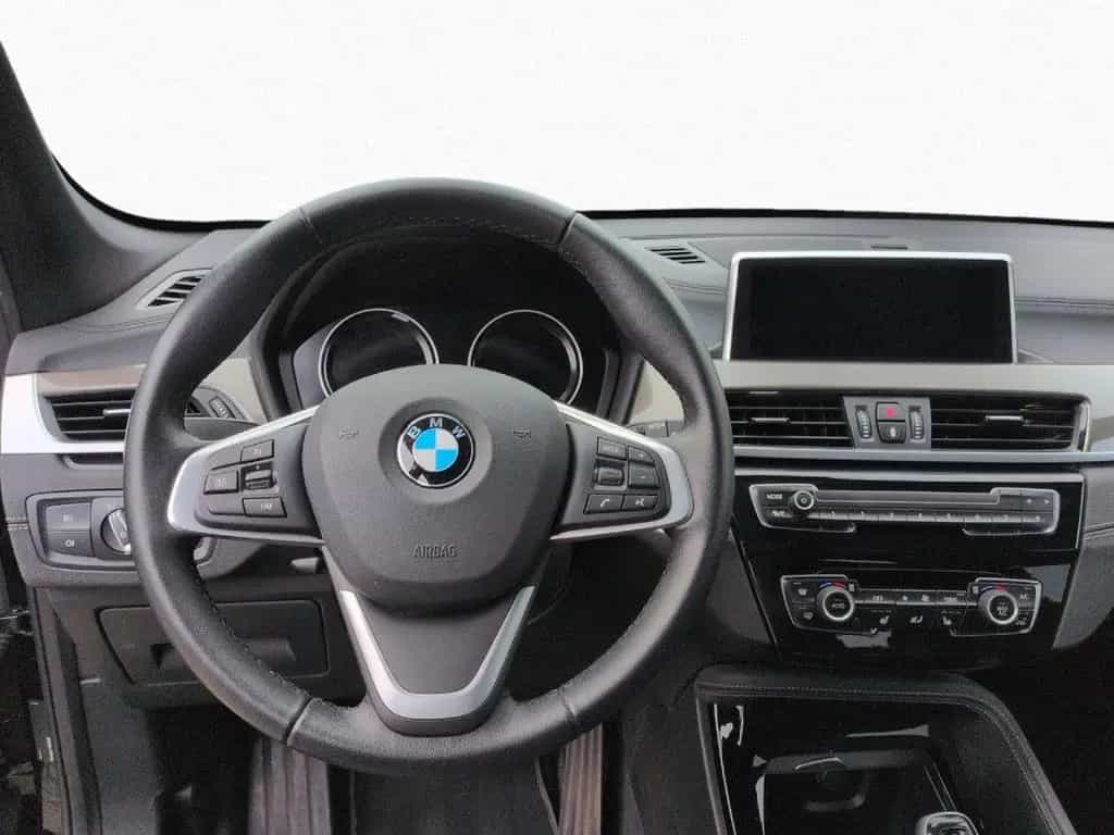 BMW X1 sDrive18d AHK Kamera LED HiFi Navi Business 04/2022-photo-13
