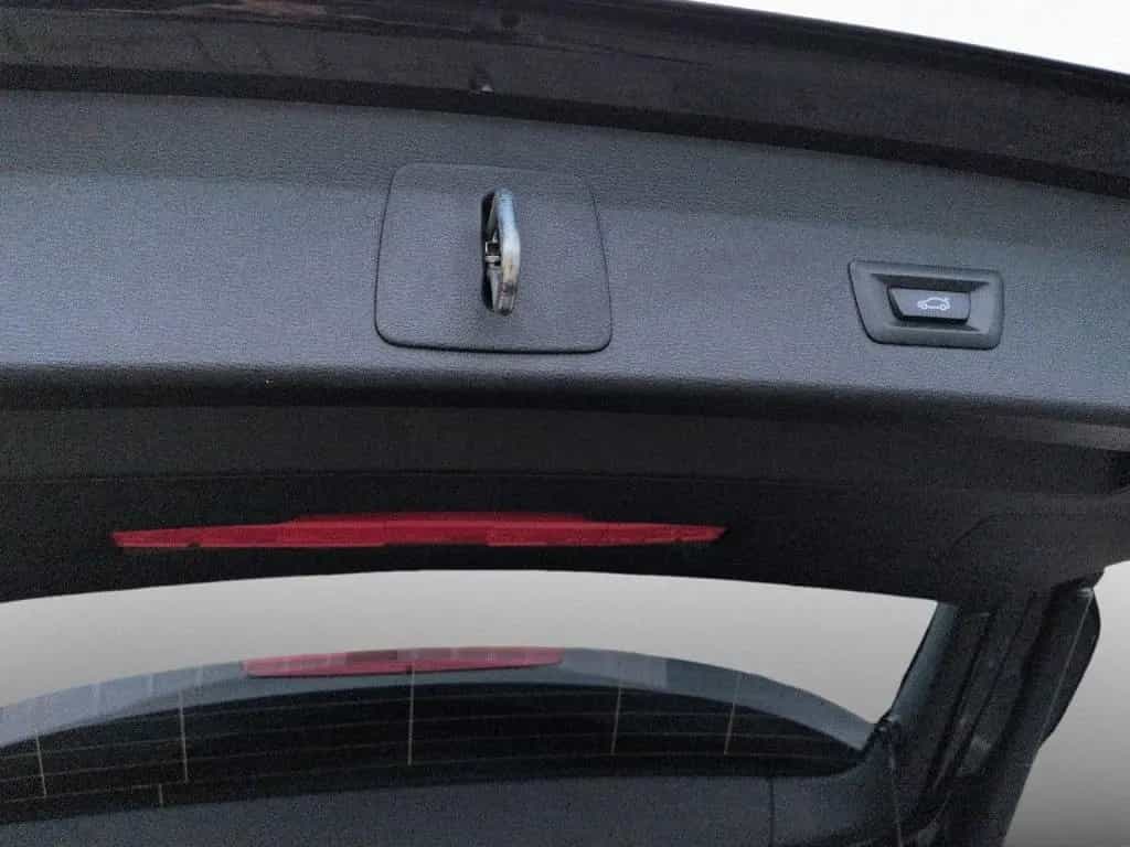 BMW X1 sDrive18d AHK Kamera LED HiFi Navi Business 04/2022-photo-18