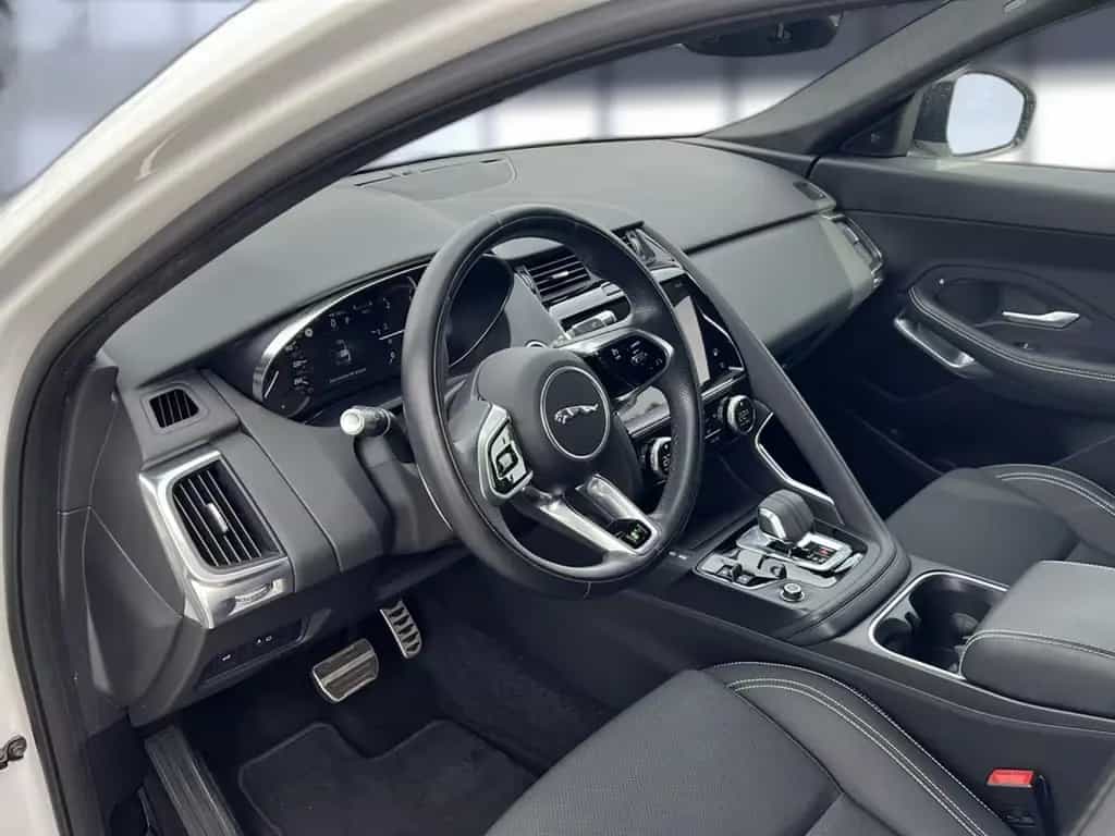 Jaguar E-Pace D200 AWD R-Dynamic 11/2021-photo-10