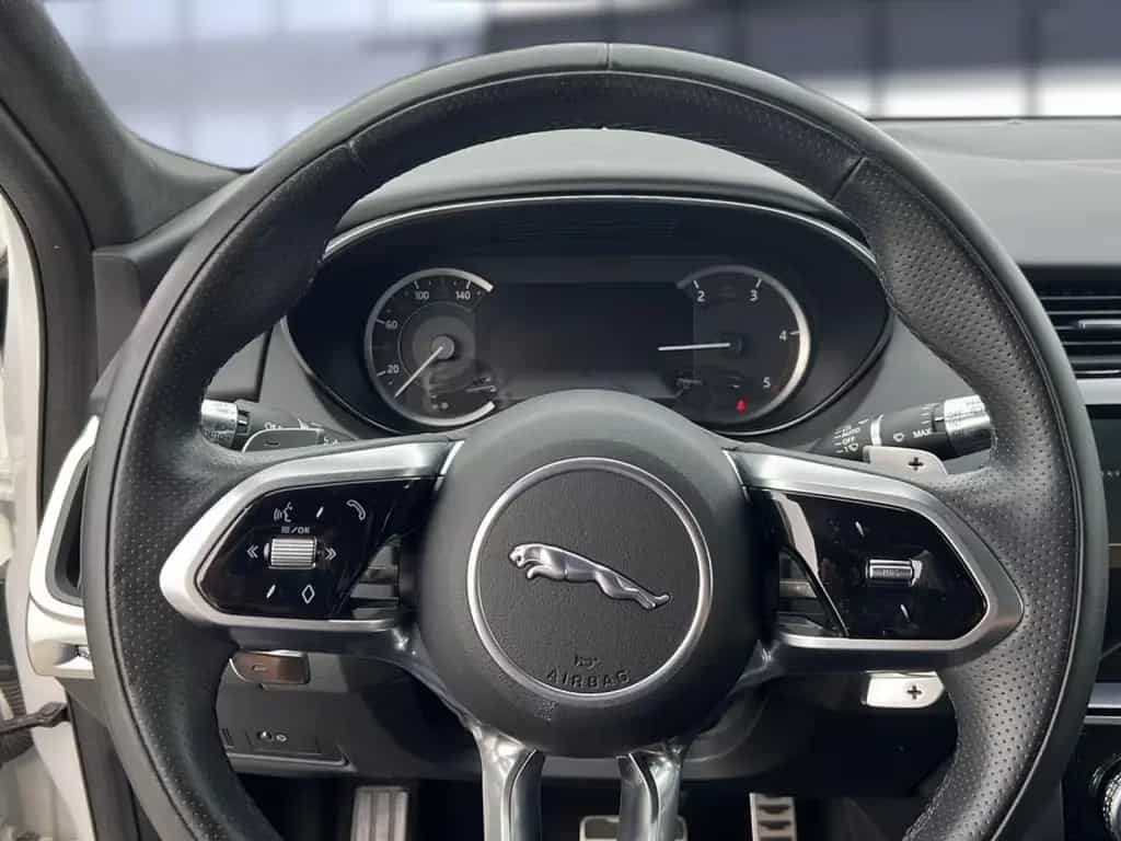 Jaguar E-Pace D200 AWD R-Dynamic 11/2021-photo-11
