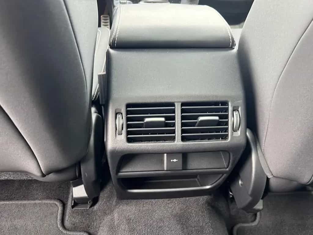 Jaguar E-Pace D200 AWD R-Dynamic 11/2021-photo-14