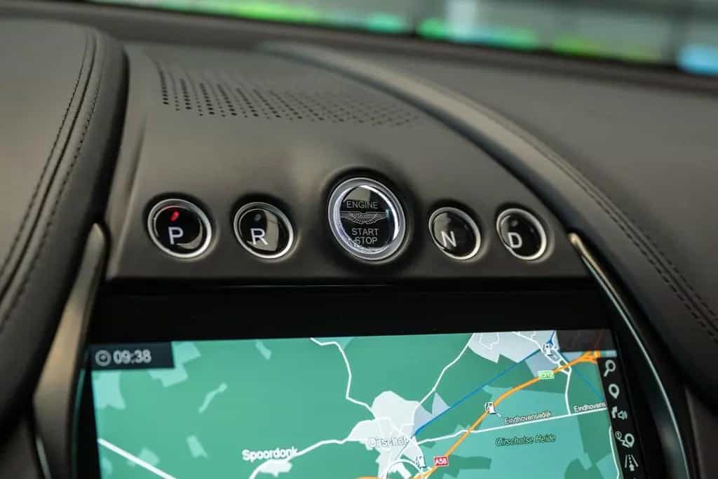 Aston Martin DBX 4.0 V8 707 03/2023-photo-33