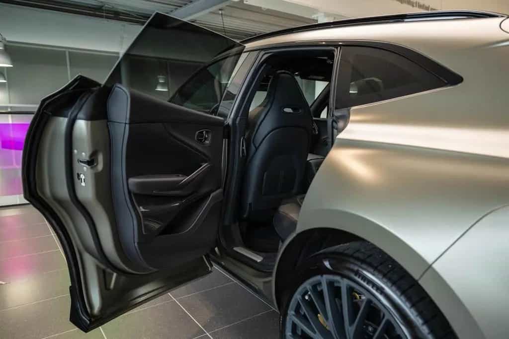 Aston Martin DBX 4.0 V8 707 03/2023-photo-36