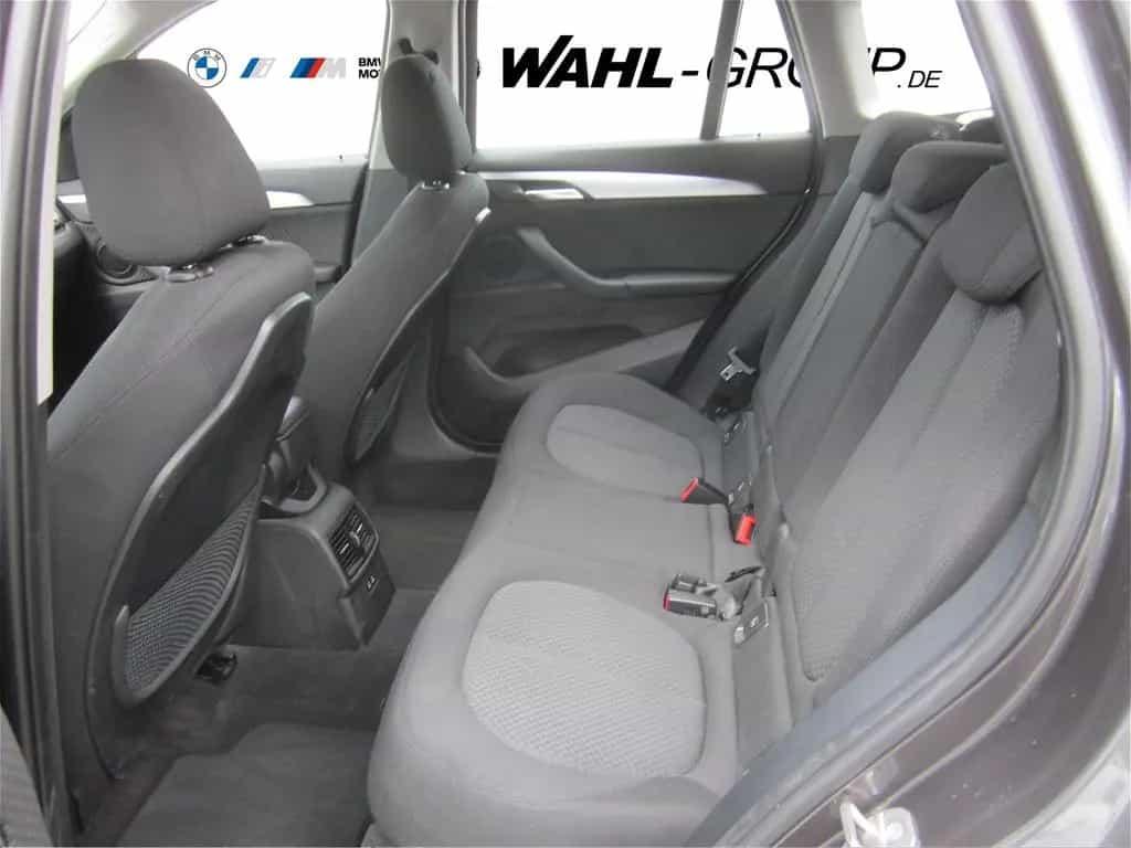 BMW X1 sDrive18i ADVANTAGE NAVI LED GRA PARKASSIST P 06/2022-photo-10