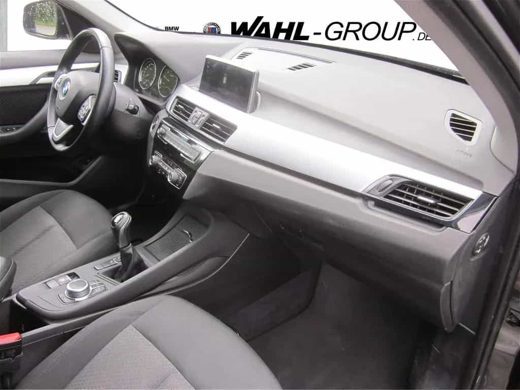 BMW X1 sDrive18i ADVANTAGE NAVI LED GRA PARKASSIST P 06/2022-photo-11
