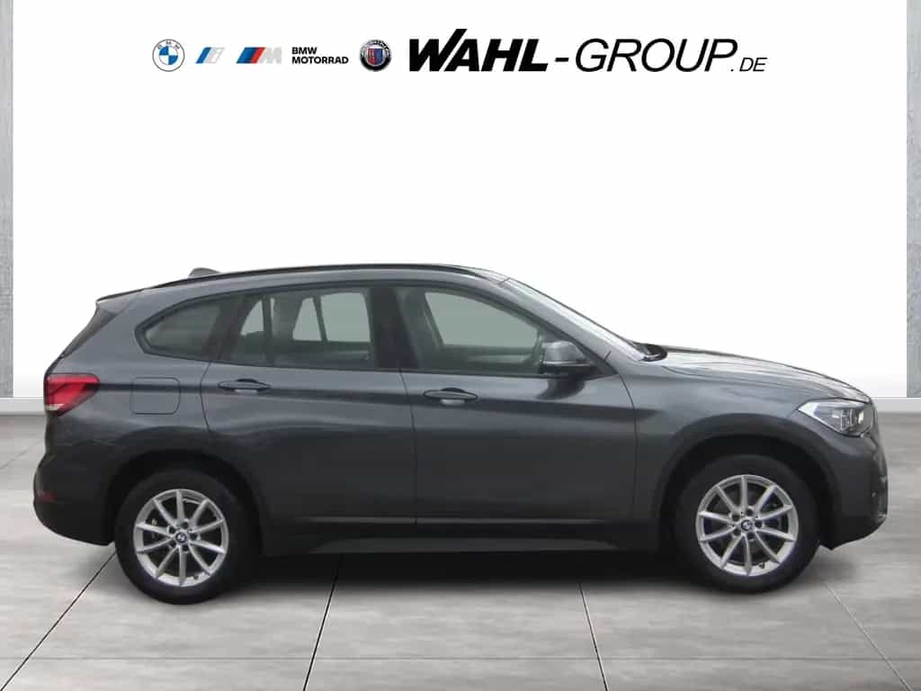 BMW X1 sDrive18i ADVANTAGE NAVI LED GRA PARKASSIST P 06/2022-photo-3