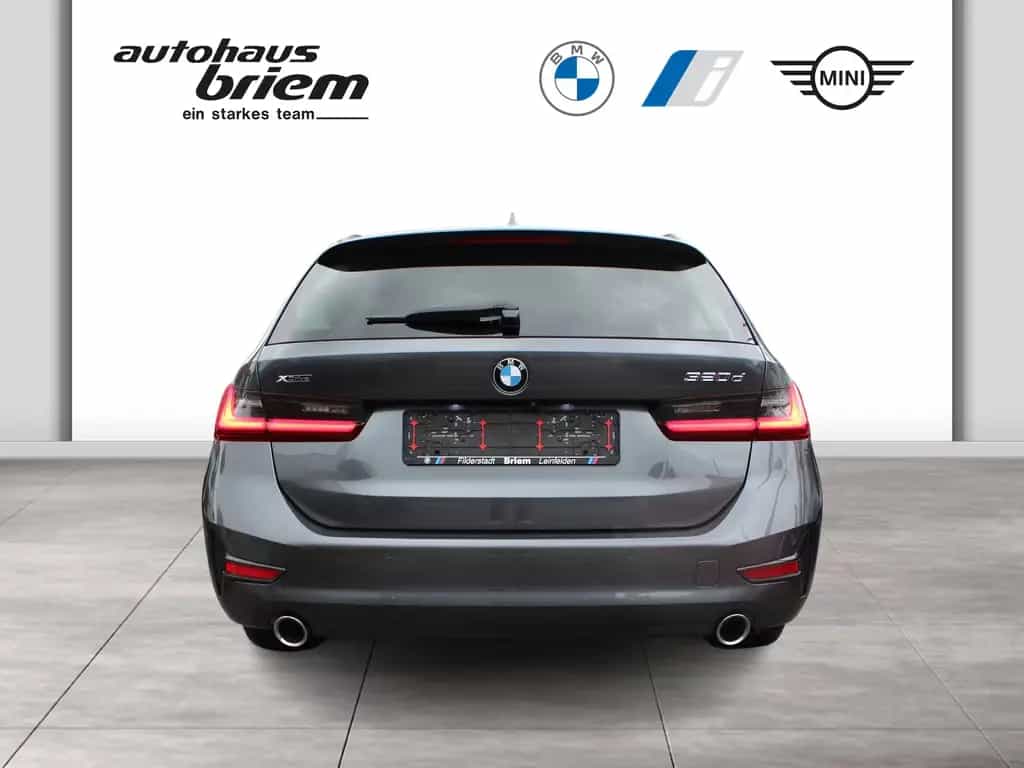 BMW 320 d xDrive Touring Advantage HiFi DAB Tempomat 02/2021-photo-3