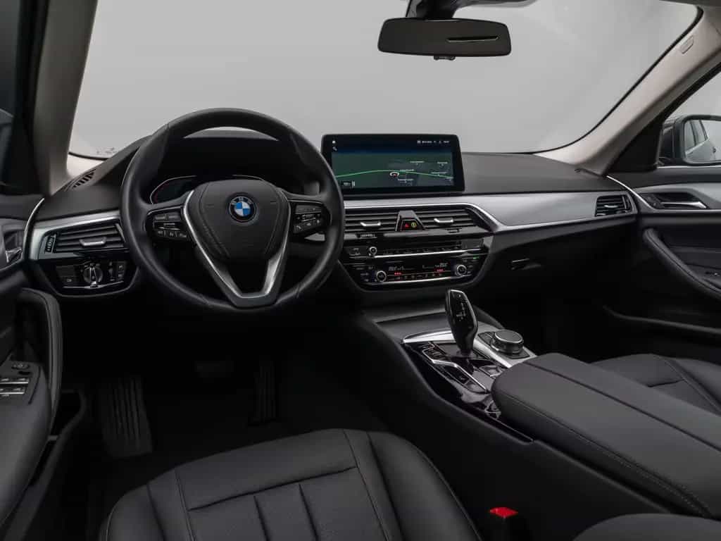 BMW 520 i PDC DAB CockPitPro Sitzhzg Alarm LED Leder 11/2022-photo-38