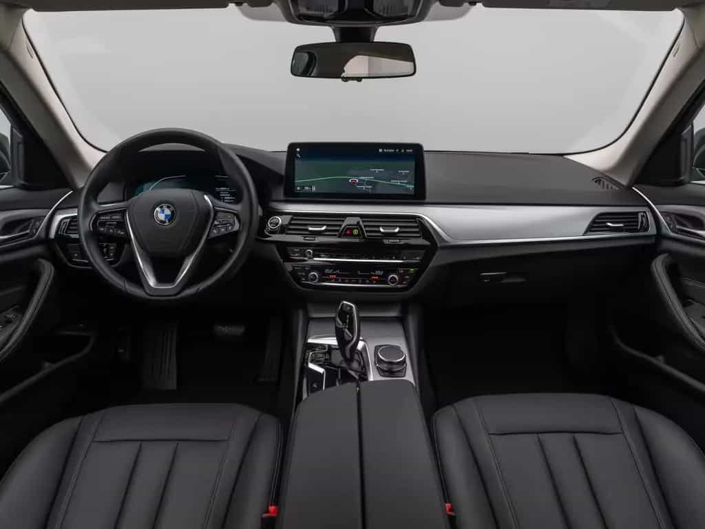 BMW 520 i PDC DAB CockPitPro Sitzhzg Alarm LED Leder 11/2022-photo-39