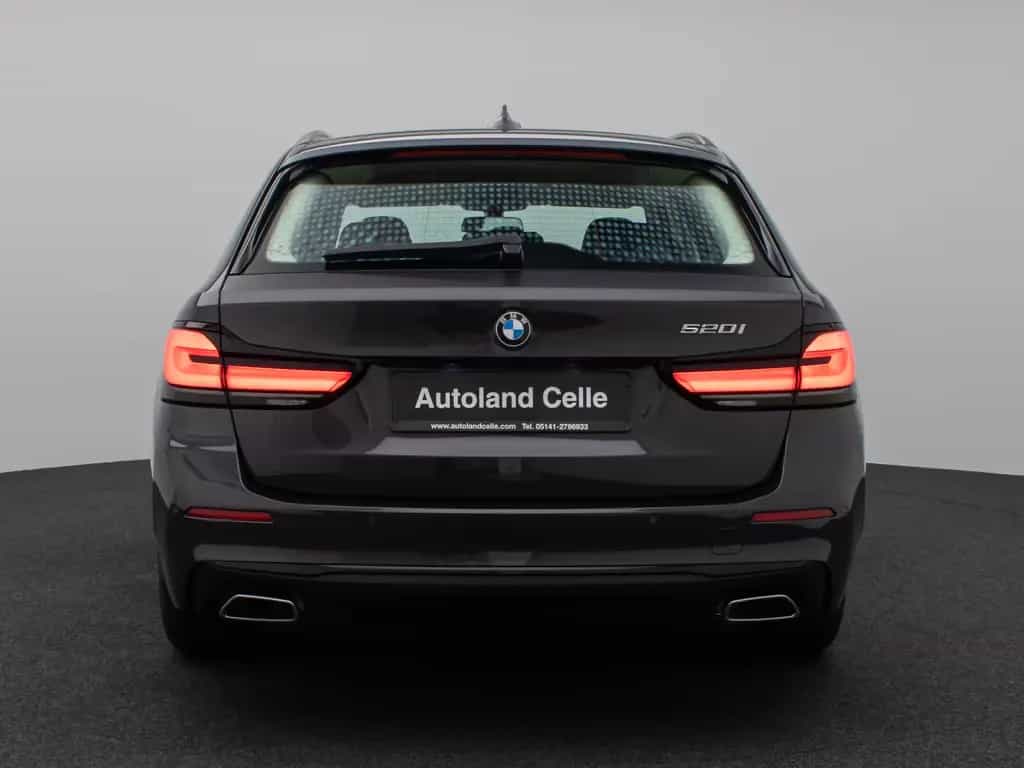 BMW 520 i PDC DAB CockPitPro Sitzhzg Alarm LED Leder 11/2022-photo-7