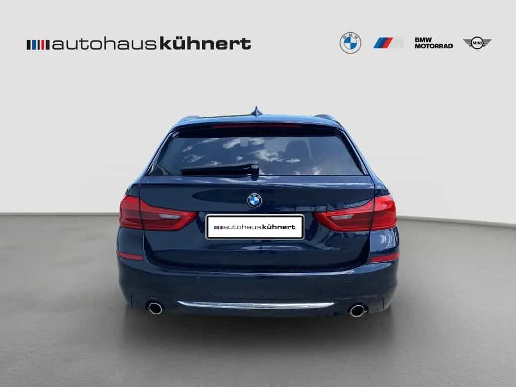 BMW 520 d xDrive Touring Luxury Line AHK ACC LED 360° 07/2020-photo-4